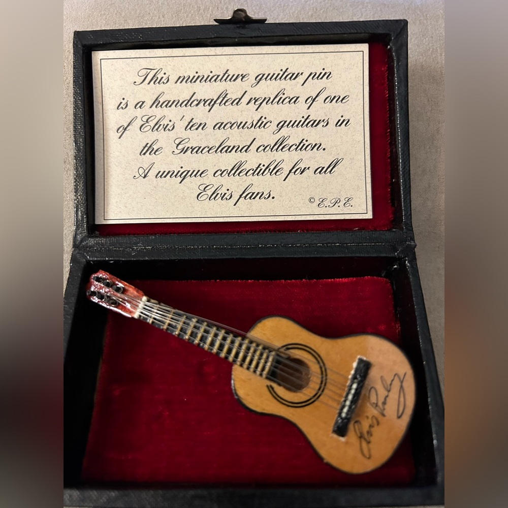 Elvis miniature replica guitar pin
